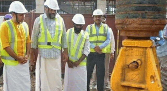 കൊച്ചി മെട്രോയുടെ രണ്ടാം ഘട്ടത്തിന്റെ ഭാഗമായുള്ള സ്റ്റേഷന്റെയും വയഡക്ടിന്റെയും നിർമാണത്തിന് തുടക്കം കൊച്ചി മെട്രോയുടെ രണ്ടാം ഘട്ടത്തിന്റെ ഭാഗമായുള്ള സ്റ്റേഷന്റെയും വയഡക്ടിന്റെയും നിർമാണത്തിന് തുടക്കം