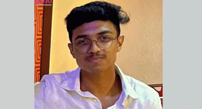 എരഞ്ഞിപ്പാലം മിനി ബൈപ്പാസില് ബൈക്ക് അപകടത്തില്പെട്ട് വിദ്യാര്ത്ഥി മരിച്ചു എരഞ്ഞിപ്പാലം മിനി ബൈപ്പാസില് ബൈക്ക് അപകടത്തില്പെട്ട് വിദ്യാര്ത്ഥി മരിച്ചു