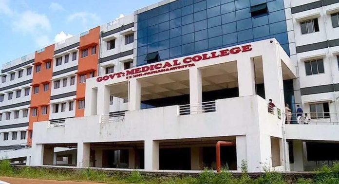 കോന്നി മെഡിക്കല് കോളേജിന്റെ രണ്ടാം ഘട്ട നിര്മ്മാണ പ്രവര്ത്തനങ്ങള് ത്വരിതപ്പെടുത്താന് നിർദേശം നൽകി അഡ്വ. കെ യു ജനീഷ് കുമാർ എം എൽ എ കോന്നി മെഡിക്കല് കോളേജിന്റെ രണ്ടാം ഘട്ട നിര്മ്മാണ പ്രവര്ത്തനങ്ങള് ത്വരിതപ്പെടുത്താന് നിർദേശം നൽകി അഡ്വ. കെ യു ജനീഷ് കുമാർ എം എൽ എ