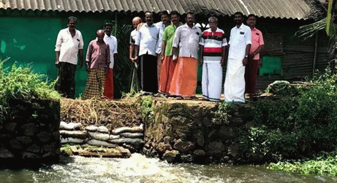 അപ്പർകുട്ടനാടൻ പുഞ്ചക്കൃഷിക്ക് തിരുവോണനാളിൽ ഒരുക്കങ്ങൾ തുടങ്ങി അപ്പർകുട്ടനാടൻ പുഞ്ചക്കൃഷിക്ക് തിരുവോണനാളിൽ ഒരുക്കങ്ങൾ തുടങ്ങി