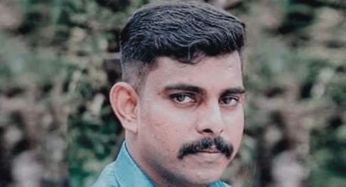 മലപ്പുറം ചങ്ങരംകുളം കോക്കൂരിൽ യുവാവിനെ സുഹൃത്തിന്റെ വീട്ടിൽ തൂങ്ങി മരിച്ച നിലയിൽ കണ്ടെത്തി മലപ്പുറം ചങ്ങരംകുളം കോക്കൂരിൽ യുവാവിനെ സുഹൃത്തിന്റെ വീട്ടിൽ തൂങ്ങി മരിച്ച നിലയിൽ കണ്ടെത്തി