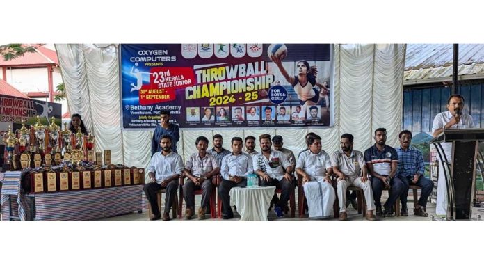 വെണ്ണിക്കുളം ബദനി അക്കാദമി സ്കൂളിൽ നടന്ന 23-ാമത് സംസ്ഥാന ജൂനിയർ ത്രോബോൾ ചാമ്പ്യൻഷിൽ എറണാകുളവും പാലക്കാടു൦ ചാമ്പ്യന്മാർ വെണ്ണിക്കുളം ബദനി അക്കാദമി സ്കൂളിൽ നടന്ന 23-ാമത് സംസ്ഥാന ജൂനിയർ ത്രോബോൾ ചാമ്പ്യൻഷിൽ എറണാകുളവും പാലക്കാടു൦ ചാമ്പ്യന്മാർ