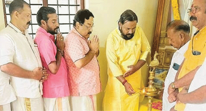 എസ്.എൻ.ഡി.പി.യോഗം പന്തളം യൂണിയന്റെ ശ്രീനാരായണഗുരു സമാധിദിനാചരണം ഉദ്ഘാടനം ചെയ്തു എസ്.എൻ.ഡി.പി.യോഗം പന്തളം യൂണിയന്റെ ശ്രീനാരായണഗുരു സമാധിദിനാചരണം ഉദ്ഘാടനം ചെയ്തു