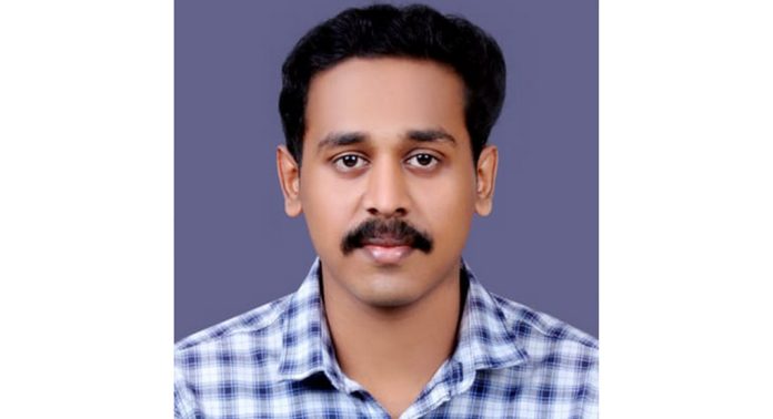 ശബരിമലയില് കുഴഞ്ഞുവീണ് മരിച്ചത് തണ്ണിത്തോട് പോലീസ് സ്റ്റേഷനിലെ സിവിൽ പോലീസ് ഓഫീസർ അമൽ ജോസ് (28) ശബരിമലയില് കുഴഞ്ഞുവീണ് മരിച്ചത് തണ്ണിത്തോട് പോലീസ് സ്റ്റേഷനിലെ സിവിൽ പോലീസ് ഓഫീസർ അമൽ ജോസ് (28)