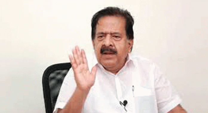 സിപിഐക്ക് പിണറായിയെ കാണുമ്പോള് മുട്ടിടിക്കും ; രമേശ് ചെന്നിത്തല സിപിഐക്ക് പിണറായിയെ കാണുമ്പോള് മുട്ടിടിക്കും ; രമേശ് ചെന്നിത്തല