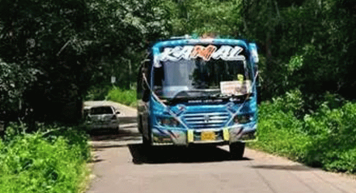 ഇളമണ്ണൂർ – കലഞ്ഞൂർ പാടം റോഡിന്റെ നിർമ്മാണം പൂർത്തിയാക്കണമെന്ന ആവശ്യം ശക്തമാകുന്നു ഇളമണ്ണൂർ – കലഞ്ഞൂർ പാടം റോഡിന്റെ നിർമ്മാണം പൂർത്തിയാക്കണമെന്ന ആവശ്യം ശക്തമാകുന്നു