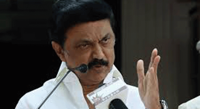 മകൻ ഉദയനിധി സ്റ്റാലിനെ ഉപമുഖ്യമന്ത്രിയാക്കുമെന്ന സൂചന നൽകി തമിഴ്നാട് മുഖ്യമന്ത്രി എം.കെ.സ്റ്റാലിൻ മകൻ ഉദയനിധി സ്റ്റാലിനെ ഉപമുഖ്യമന്ത്രിയാക്കുമെന്ന സൂചന നൽകി തമിഴ്നാട് മുഖ്യമന്ത്രി എം.കെ.സ്റ്റാലിൻ