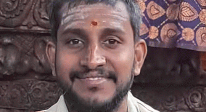 ഗുരുവായൂര് ക്ഷേത്രത്തില് പുതിയ മേല്ശാന്തിയായി വെള്ളറക്കാട് തോന്നല്ലൂര് പുതുമന ശ്രീജിത്ത് നമ്പൂതിരിയെ തെരഞ്ഞെടുത്തു ഗുരുവായൂര് ക്ഷേത്രത്തില് പുതിയ മേല്ശാന്തിയായി വെള്ളറക്കാട് തോന്നല്ലൂര് പുതുമന ശ്രീജിത്ത് നമ്പൂതിരിയെ തെരഞ്ഞെടുത്തു