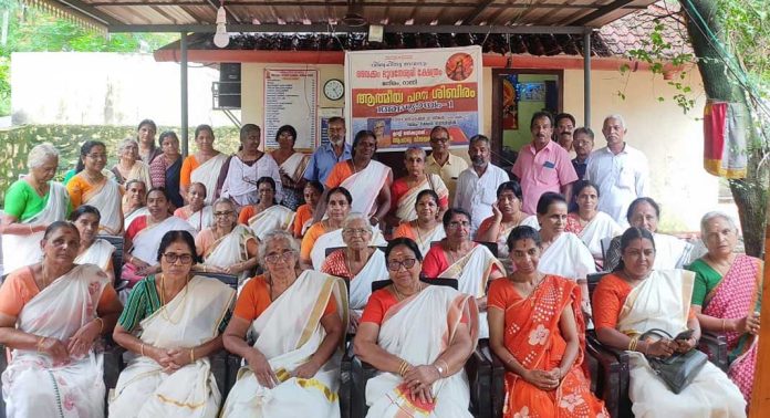 റാന്നി വൈക്കം ഭുവനേശ്വരി ക്ഷേത്രത്തിൽ ഇന്ന് ആത്മീയ പഠന ശിബിരം നടന്നു റാന്നി വൈക്കം ഭുവനേശ്വരി ക്ഷേത്രത്തിൽ ഇന്ന് ആത്മീയ പഠന ശിബിരം നടന്നു