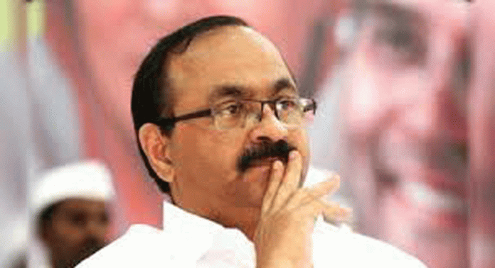 സി.പി.എം നവീന് ബാബുവിന്റെ കുടുംബത്തോട് മാപ്പ് പറയണം ; വി.ഡി. സതീശൻ സി.പി.എം നവീന് ബാബുവിന്റെ കുടുംബത്തോട് മാപ്പ് പറയണം ; വി.ഡി. സതീശൻ