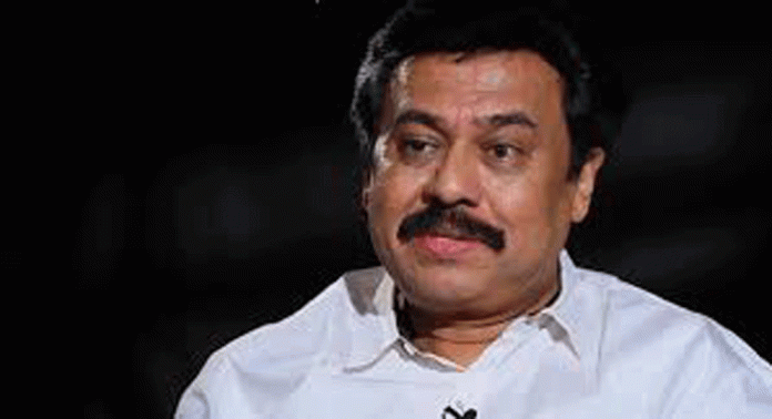 സിനിമാ നയ രൂപീകരണ സമിതിയിൽ നിന്ന് ബി ഉണ്ണികൃഷ്ണനെ ഒഴിവാക്കണമെന്നാവശ്യപെട്ട് സംവിധായകൻ വിനയൻ ഹൈക്കോടതിയെ സമീപിച്ചു സിനിമാ നയ രൂപീകരണ സമിതിയിൽ നിന്ന് ബി ഉണ്ണികൃഷ്ണനെ ഒഴിവാക്കണമെന്നാവശ്യപെട്ട് സംവിധായകൻ വിനയൻ ഹൈക്കോടതിയെ സമീപിച്ചു