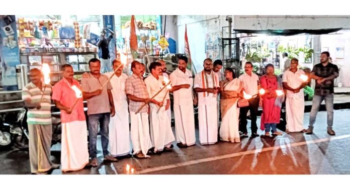 മാഫിയ സംരക്ഷകനായി മുഖ്യമന്ത്രി മാറി : റിങ്കു ചെറിയാൻ മാഫിയ സംരക്ഷകനായി മുഖ്യമന്ത്രി മാറി : റിങ്കു ചെറിയാൻ