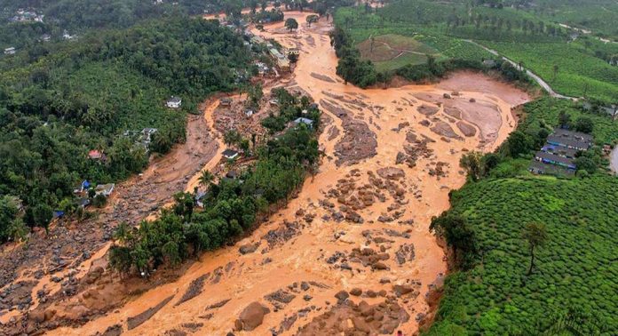 മുണ്ടക്കൈ-ചൂരൽമല ഉരുൾപൊട്ടൽ : ദുരന്ത ബാധിതർക്കുള്ള സഹായധനം നൽകുന്നത് 30 ദിവസത്തേക്ക് കൂടി നീട്ടി മുണ്ടക്കൈ-ചൂരൽമല ഉരുൾപൊട്ടൽ : ദുരന്ത ബാധിതർക്കുള്ള സഹായധനം നൽകുന്നത് 30 ദിവസത്തേക്ക് കൂടി നീട്ടി