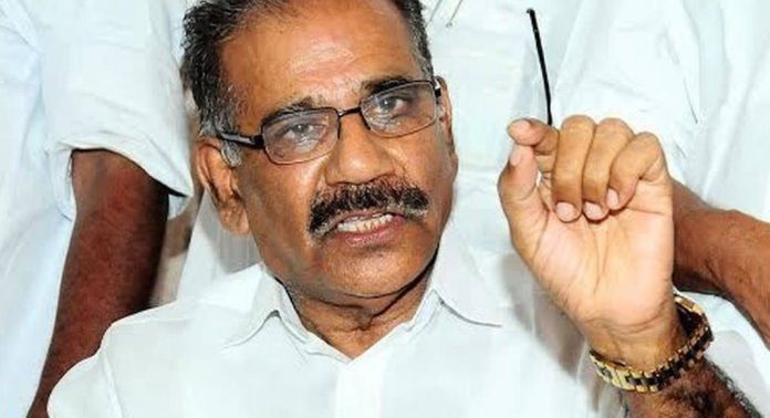 എപ്പോൾ പറയുന്നോ അപ്പോൾ രാജിവെക്കാം : എ കെ ശശീന്ദ്രൻ എപ്പോൾ പറയുന്നോ അപ്പോൾ രാജിവെക്കാം : എ കെ ശശീന്ദ്രൻ