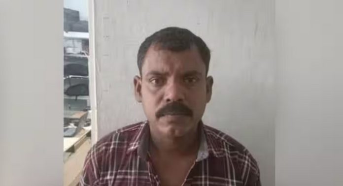 ഗൾഫിലേയ്ക്ക് മടങ്ങിപ്പോകാനിരിക്കെ തർക്കം, സുഹൃത്തിനെ കുത്തി ; തൃശൂരിൽ ഒരാൾ അറസ്റ്റിൽ ഗൾഫിലേയ്ക്ക് മടങ്ങിപ്പോകാനിരിക്കെ തർക്കം, സുഹൃത്തിനെ കുത്തി ; തൃശൂരിൽ ഒരാൾ അറസ്റ്റിൽ