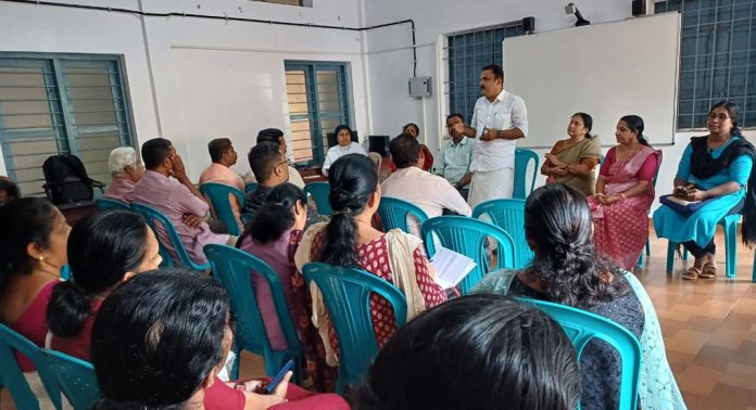 മല്ലപ്പള്ളി ഉപജില്ലാ സ്കൂൾ കലോത്സവം നവംബർ 2,4,5,6 തീയതികളിൽ നടക്കും മല്ലപ്പള്ളി ഉപജില്ലാ സ്കൂൾ കലോത്സവം നവംബർ 2,4,5,6 തീയതികളിൽ നടക്കും