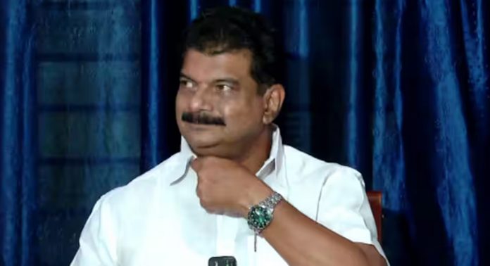 പാലക്കാട്ടെ സ്ഥാനാർത്ഥിയെ പിൻവലിക്കാൻ പി വി അൻവ൪ പാലക്കാട്ടെ സ്ഥാനാർത്ഥിയെ പിൻവലിക്കാൻ പി വി അൻവ൪