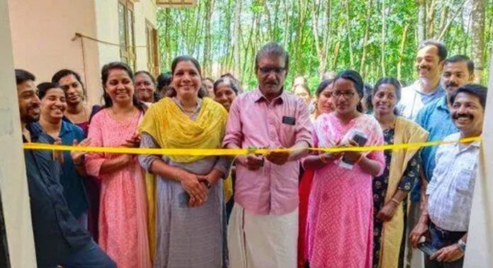 വള്ളിക്കോട്ട് നിർമ്മിച്ച എം.സി.എഫ് കെട്ടിടം ഉദ്ഘാടനം ചെയ്തു വള്ളിക്കോട്ട് നിർമ്മിച്ച എം.സി.എഫ് കെട്ടിടം ഉദ്ഘാടനം ചെയ്തു