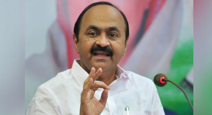സി.ബി.എസ്. ഇ വിവാദം : വിദ്യാർത്ഥികളുടെ ആശങ്ക പരിഹരിക്കണം ; കേന്ദ്ര വിദ്യാഭ്യാസ മന്ത്രിക്ക് കത്തയച്ച് മുഖ്യമന്ത്രി സി.ബി.എസ്. ഇ വിവാദം : വിദ്യാർത്ഥികളുടെ ആശങ്ക പരിഹരിക്കണം ; കേന്ദ്ര വിദ്യാഭ്യാസ മന്ത്രിക്ക് കത്തയച്ച് മുഖ്യമന്ത്രി