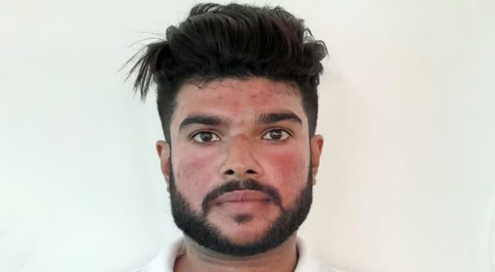 ഡോക്ടർ ചമഞ്ഞ് യുവതിക്ക് താക്കോൽദ്വാര ശസ്ത്രക്രിയ നടത്തിയ യുവാവ് അറസ്റ്റിൽ ഡോക്ടർ ചമഞ്ഞ് യുവതിക്ക് താക്കോൽദ്വാര ശസ്ത്രക്രിയ നടത്തിയ യുവാവ് അറസ്റ്റിൽ