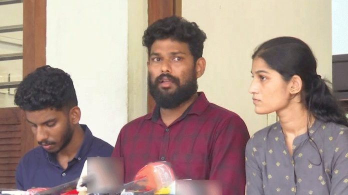 സൈബർ ആക്രമണം: അര്ജുന്റെ കുടുംബത്തിന്റെ പരാതിയിൽ പോലീസ് കേസെടുത്തു സൈബർ ആക്രമണം: അര്ജുന്റെ കുടുംബത്തിന്റെ പരാതിയിൽ പോലീസ് കേസെടുത്തു