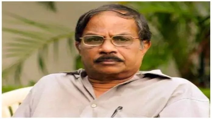 എംടിയുടെ വീട്ടിൽ മോഷണം : 26 പവൻ സ്വർണം കവർന്നു എംടിയുടെ വീട്ടിൽ മോഷണം : 26 പവൻ സ്വർണം കവർന്നു