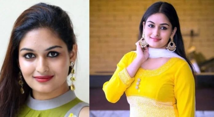 ലഹരി വസ്തുക്കൾ ഉപയോഗിക്കാറില്ല, ഓം പ്രകാശിനെ കണ്ടിട്ടില്ല ; ഹോട്ടലിൽ പോയത് സുഹൃത്തുക്കളെ കാണാൻ : പ്രയാഗ മാർട്ടിൻ ലഹരി വസ്തുക്കൾ ഉപയോഗിക്കാറില്ല, ഓം പ്രകാശിനെ കണ്ടിട്ടില്ല ; ഹോട്ടലിൽ പോയത് സുഹൃത്തുക്കളെ കാണാൻ : പ്രയാഗ മാർട്ടിൻ