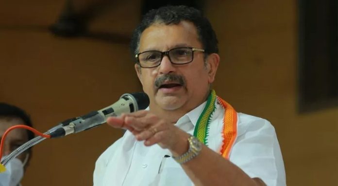 നിയമസഭ ഉപതെരഞ്ഞെടുപ്പ് : പാലക്കാട് സ്ഥാനാർഥിയായി കെ.മുരളീധരനെ പിന്തുണച്ച് ഡി.സി.സി നിയമസഭ ഉപതെരഞ്ഞെടുപ്പ് : പാലക്കാട് സ്ഥാനാർഥിയായി കെ.മുരളീധരനെ പിന്തുണച്ച് ഡി.സി.സി