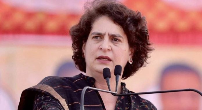 വയനാട് ഉപതെരഞ്ഞെടുപ്പ് : പ്രിയങ്ക ഗാന്ധിക്ക് റെക്കോര്ഡ് ഭൂരിപക്ഷം ഉറപ്പിക്കാന് കോണ്ഗ്രസ് വയനാട് ഉപതെരഞ്ഞെടുപ്പ് : പ്രിയങ്ക ഗാന്ധിക്ക് റെക്കോര്ഡ് ഭൂരിപക്ഷം ഉറപ്പിക്കാന് കോണ്ഗ്രസ്