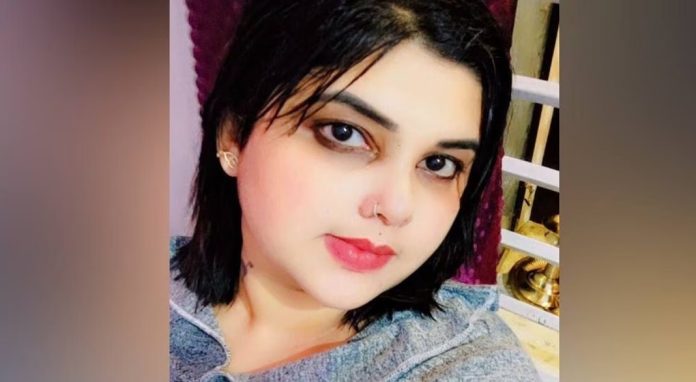 സീരിയൽ നടി ഷംനത്തിന്റെ വീട്ടിൽ റെയ്ഡ് ; പരിശോധനയിൽ 3 ഗ്രാം എംഡിഎംഎ പിടിച്ചെടുത്തു സീരിയൽ നടി ഷംനത്തിന്റെ വീട്ടിൽ റെയ്ഡ് ; പരിശോധനയിൽ 3 ഗ്രാം എംഡിഎംഎ പിടിച്ചെടുത്തു