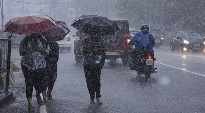 സംസ്ഥാനത്ത് ഇന്നും ശക്തമായ മഴയ്ക്ക് സാധ്യത ; 8 ജില്ലകളില് യെല്ലോ അലര്ട്ട് സംസ്ഥാനത്ത് ഇന്നും ശക്തമായ മഴയ്ക്ക് സാധ്യത ; 8 ജില്ലകളില് യെല്ലോ അലര്ട്ട്