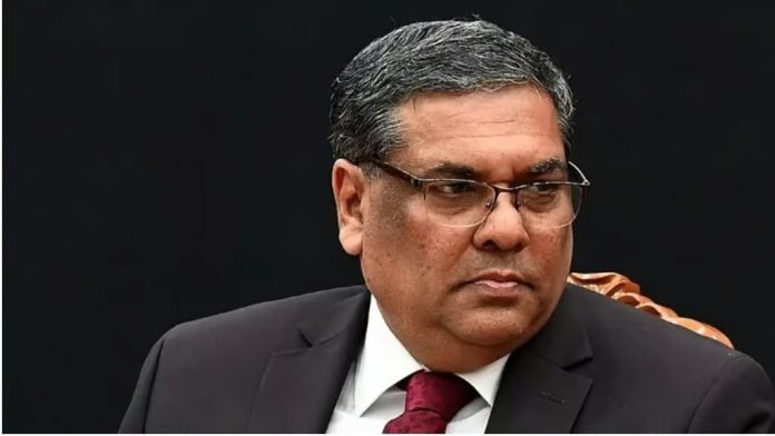 സഞ്ജീവ് ഖന്ന സുപ്രീം കോടതി ചീഫ് ജസ്റ്റിസ് ; നവംബർ 11ന് ചുമതലയേൽക്കും സഞ്ജീവ് ഖന്ന സുപ്രീം കോടതി ചീഫ് ജസ്റ്റിസ് ; നവംബർ 11ന് ചുമതലയേൽക്കും