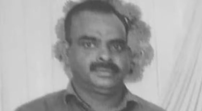 ടിക്കറ്റ് എടുക്കുന്നതുമായി ബന്ധപ്പെട്ട തർക്കം ; ബസ് കണ്ടക്ടറെ യാത്രക്കാരൻ മർദിച്ചു കൊലപ്പെടുത്തി ടിക്കറ്റ് എടുക്കുന്നതുമായി ബന്ധപ്പെട്ട തർക്കം ; ബസ് കണ്ടക്ടറെ യാത്രക്കാരൻ മർദിച്ചു കൊലപ്പെടുത്തി