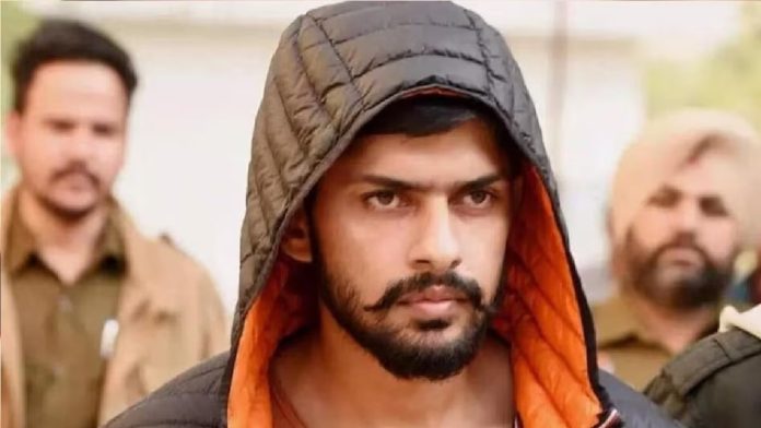 ലോറൻസ് ബിഷ്ണോയിയുടെ അഭിമുഖം പ്രക്ഷേപണം ചെയ്ത സംഭവം : 7 പോലീസ് ഉദ്യോഗസ്ഥർക്ക് സസ്പെൻഷൻ ലോറൻസ് ബിഷ്ണോയിയുടെ അഭിമുഖം പ്രക്ഷേപണം ചെയ്ത സംഭവം : 7 പോലീസ് ഉദ്യോഗസ്ഥർക്ക് സസ്പെൻഷൻ