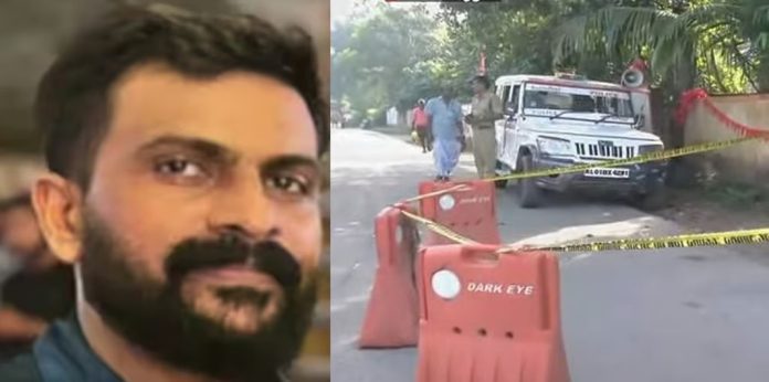കൊല്ലത്ത് യുവാവിനെ കുത്തിക്കൊന്ന സംഭവത്തില് നാലുപേർ പിടിയില് കൊല്ലത്ത് യുവാവിനെ കുത്തിക്കൊന്ന സംഭവത്തില് നാലുപേർ പിടിയില്