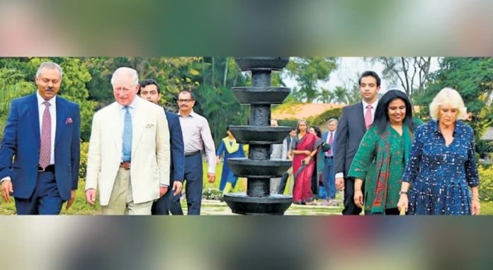 സുഖ ചികിത്സയ്ക്കായി ചാള്സ് രാജാവും കാമിലയും ബംഗളൂരുവില് സുഖ ചികിത്സയ്ക്കായി ചാള്സ് രാജാവും കാമിലയും ബംഗളൂരുവില്