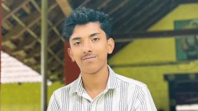 ദേശീയപാതയിൽ ബൈക്കപകടം ; കോളേജ് വിദ്യാർഥി മരിച്ചു ദേശീയപാതയിൽ ബൈക്കപകടം ; കോളേജ് വിദ്യാർഥി മരിച്ചു