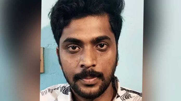 കരിപ്പൂര് – അബുദാബി വിമാനത്തിന് ബോംബ് ഭീഷണി ; ഒരാള് അറസ്റ്റില് കരിപ്പൂര് – അബുദാബി വിമാനത്തിന് ബോംബ് ഭീഷണി ; ഒരാള് അറസ്റ്റില്