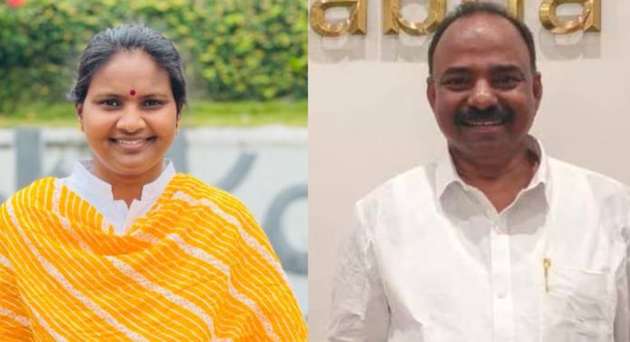 എന് കെ സുധീറിന്റെ സ്ഥാനാര്ഥിത്വം വെല്ലുവിളിയല്ല, മത്സരം ആശയങ്ങള് തമ്മില് : രമ്യ ഹരിദാസ് എന് കെ സുധീറിന്റെ സ്ഥാനാര്ഥിത്വം വെല്ലുവിളിയല്ല, മത്സരം ആശയങ്ങള് തമ്മില് : രമ്യ ഹരിദാസ്