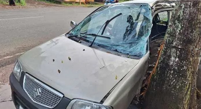 അടൂരില് നിയന്ത്രണം വിട്ട കാര് മരത്തില് ഇടിച്ച് പ്രവാസിയായ യുവാവ് മരിച്ചു അടൂരില് നിയന്ത്രണം വിട്ട കാര് മരത്തില് ഇടിച്ച് പ്രവാസിയായ യുവാവ് മരിച്ചു
