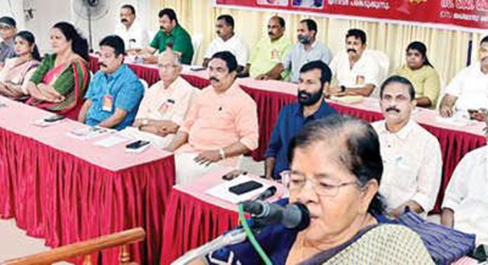 സി.ഐ.ടി.യു. ജില്ലാ ജനറൽ കൗൺസിൽ ഉദ്ഘാടനം ചെയ്തു സി.ഐ.ടി.യു. ജില്ലാ ജനറൽ കൗൺസിൽ ഉദ്ഘാടനം ചെയ്തു