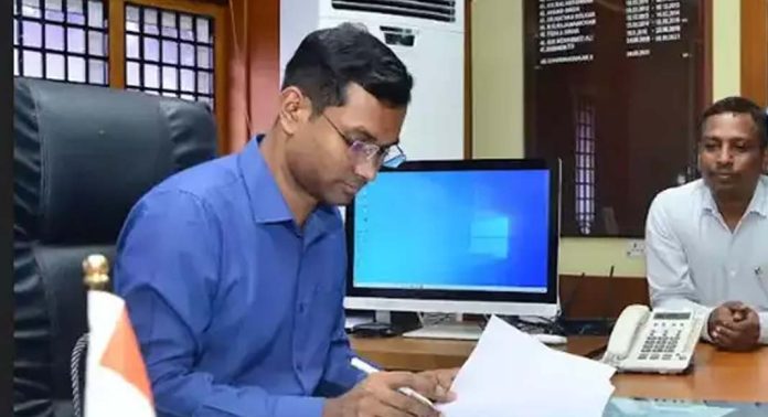 ‘പി പി ദിവ്യയെ യാത്രയയപ്പ് യോഗത്തിലേക്ക് ക്ഷണിച്ചിട്ടില്ല’ ; ആവര്ത്തിച്ച് കളക്ടർ ‘പി പി ദിവ്യയെ യാത്രയയപ്പ് യോഗത്തിലേക്ക് ക്ഷണിച്ചിട്ടില്ല’ ; ആവര്ത്തിച്ച് കളക്ടർ