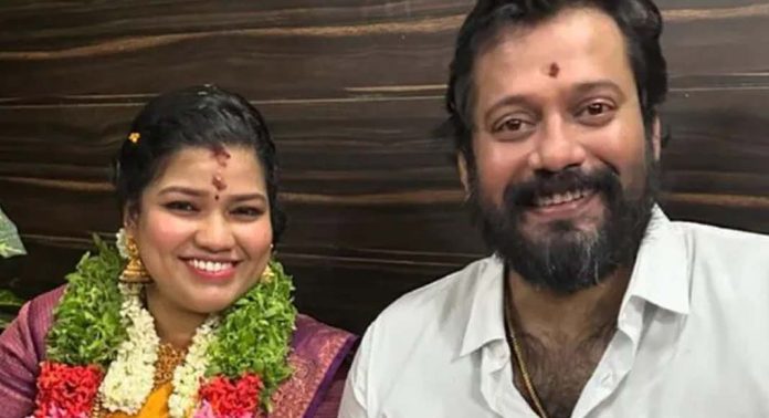 ‘ചിന്ന വയസിലിരിന്തേ മാമാവെ എനക്ക് റൊമ്പ പുടിക്കും’ ; ബാലയുമായുള്ള വിവാഹ ശേഷം കോകില ‘ചിന്ന വയസിലിരിന്തേ മാമാവെ എനക്ക് റൊമ്പ പുടിക്കും’ ; ബാലയുമായുള്ള വിവാഹ ശേഷം കോകില