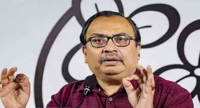 കൊൽക്കത്തയിലെ ഡോക്ടറുടെ കൊലപാതകം ; ഡോക്ടർമാരോട് നിരാഹാര സമരം അവസാനിപ്പിക്കാൻ അഭ്യർഥിച്ച് തൃണമൂൽ നേതാവ് കുനാൽ ഘോഷ് കൊൽക്കത്തയിലെ ഡോക്ടറുടെ കൊലപാതകം ; ഡോക്ടർമാരോട് നിരാഹാര സമരം അവസാനിപ്പിക്കാൻ അഭ്യർഥിച്ച് തൃണമൂൽ നേതാവ് കുനാൽ ഘോഷ്