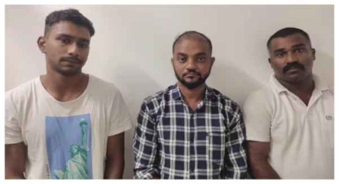 വിയറ്റ്നാമിൽ ജോലി വാഗ്ദാനം ചെയ്ത് മനുഷ്യക്കടത്ത് ; മൂന്നുപേർ പിടിയിൽ വിയറ്റ്നാമിൽ ജോലി വാഗ്ദാനം ചെയ്ത് മനുഷ്യക്കടത്ത് ; മൂന്നുപേർ പിടിയിൽ