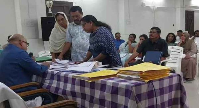 ജനങ്ങളുടെ പരിശോധനക്ക് സർക്കാർ ഫയലുകൾ ലഭ്യമാക്കണമെന്ന് വിവരാവകാശ കമ്മീഷണർ ജനങ്ങളുടെ പരിശോധനക്ക് സർക്കാർ ഫയലുകൾ ലഭ്യമാക്കണമെന്ന് വിവരാവകാശ കമ്മീഷണർ