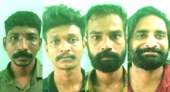 യുവാക്കളെ തലക്കടിച്ച് കൊലപ്പെടുത്താൻ ശ്രമം ; നാലുപേർ പിടിയിൽ യുവാക്കളെ തലക്കടിച്ച് കൊലപ്പെടുത്താൻ ശ്രമം ; നാലുപേർ പിടിയിൽ