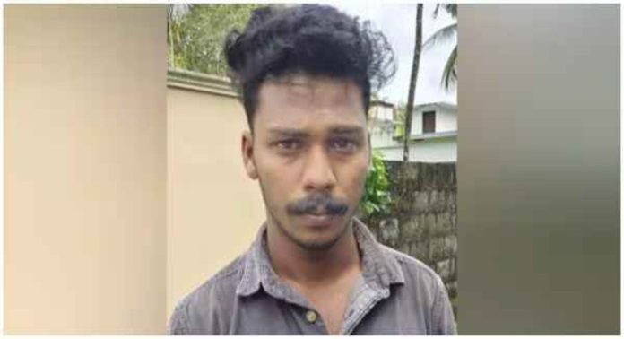 14കാരിയെ പല സമയങ്ങളിൽ ലൈംഗികമായി പീഡിപ്പിച്ച സ്കൂൾ ബസ് ഡ്രൈവർ അറസ്റ്റിൽ 14കാരിയെ പല സമയങ്ങളിൽ ലൈംഗികമായി പീഡിപ്പിച്ച സ്കൂൾ ബസ് ഡ്രൈവർ അറസ്റ്റിൽ