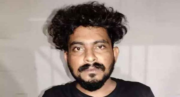 ബാറിൽ യുവാവ് കൊല്ലപ്പെട്ടത് ഗുണ്ട സംഘങ്ങൾ തമ്മിലുള്ള ഏറ്റുമുട്ടലിൽ ; മരിച്ചത് നിരവധി കേസുകളിലെ പ്രതി ബാറിൽ യുവാവ് കൊല്ലപ്പെട്ടത് ഗുണ്ട സംഘങ്ങൾ തമ്മിലുള്ള ഏറ്റുമുട്ടലിൽ ; മരിച്ചത് നിരവധി കേസുകളിലെ പ്രതി