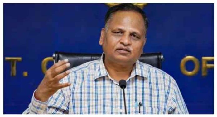കള്ളപ്പണം വെളുപ്പിക്കൽ കേസ് ; മുൻമന്ത്രി സത്യേന്ദ്ര ജെയിന് ജാമ്യം കള്ളപ്പണം വെളുപ്പിക്കൽ കേസ് ; മുൻമന്ത്രി സത്യേന്ദ്ര ജെയിന് ജാമ്യം